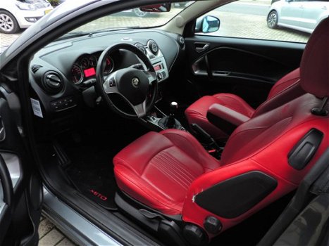 Alfa Romeo MiTo - 1.3 JTDm ECO Essential 50 procent deal 3.225, - ACTIE Leer / Bluetooth / 17' LMV / - 1