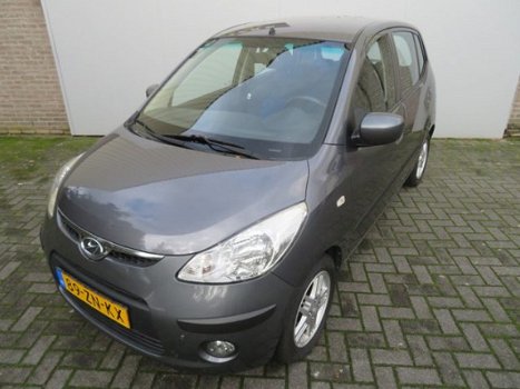 Hyundai i10 - 1.1 I-CATCHER NAV - 1