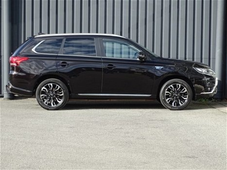 Mitsubishi Outlander - 2.0 PHEV Executive Edition | Excl. BTW - 1