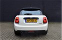 Mini Mini Cooper - 5-deurs 1.5 BUSINESS /Navigatie/Connected/Airco/Cruise Control/LM velgen/Etc. NP - 1 - Thumbnail