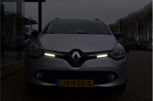 Renault Clio Estate - 0.9 TCe Limited, NL Auto, Navi R-Link, Boost Audio, Pdc, Airco, Cruise, Trekha - 1