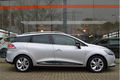 Renault Clio Estate - 0.9 TCe Limited, NL Auto, Navi R-Link, Boost Audio, Pdc, Airco, Cruise, Trekha - 1 - Thumbnail