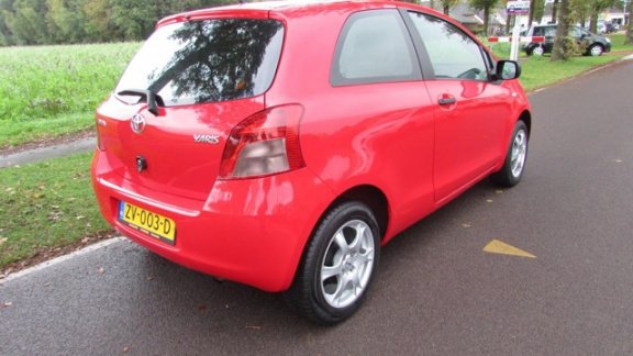 Toyota Yaris - 1.0 VVTi - 1