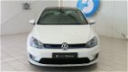 Volkswagen Golf - 1.4T GTE 204pk Navi Pano Xenon Cruise 15% bijtelling - 1 - Thumbnail