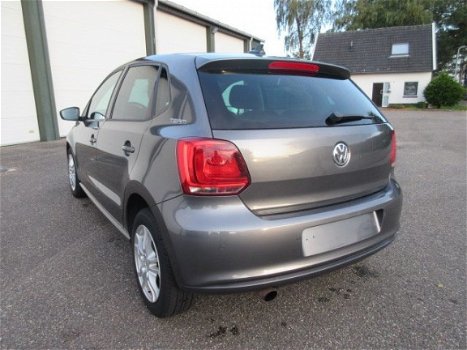 Volkswagen Polo - 1.4-16V Team - 1