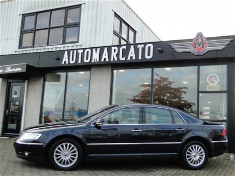 Volkswagen Phaeton - 3.2 V6 5p. Aut. | YOUNGTIMER | APK tot 2021 | Standkachel | Luchtvering | Xenon - 1