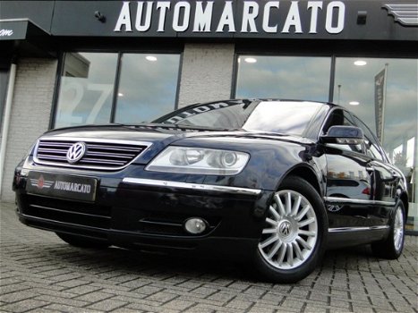 Volkswagen Phaeton - 3.2 V6 5p. Aut. | YOUNGTIMER | APK tot 2021 | Standkachel | Luchtvering | Xenon - 1