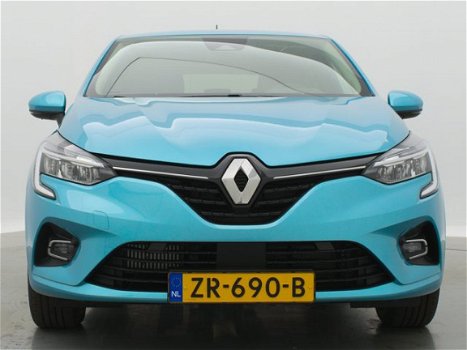 Renault Clio - TCe 100 Intens *Demo Voordeel* // Navi / 16 inch Lichtmetaal / Parkeersensoren / LED - 1