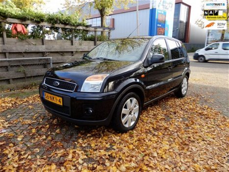 Ford Fusion - 1.6-16V Futura - 1