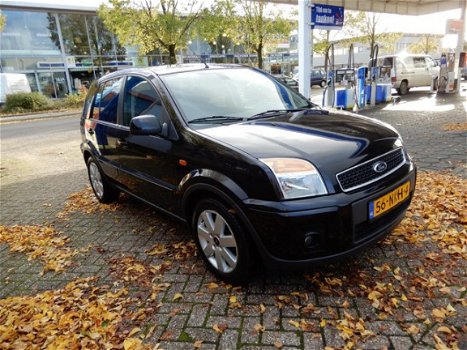 Ford Fusion - 1.6-16V Futura - 1