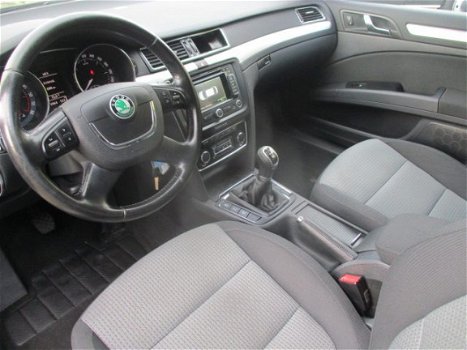 Skoda Superb - 1.6 TDI EURO 5 Ambition Business Line Navi - 1