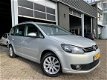 Volkswagen Touran - 2.0 TDI DSG Highline BlueMotion 7p. NWE APK & NAP DSG - 1 - Thumbnail