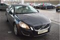 Volvo V60 - 2.0T Momentum Business Pack Pro, BLIS, Parkeer sensoren voor + achter - 1 - Thumbnail