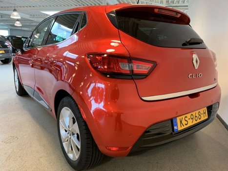 Renault Clio - 90PK TCe Limited NAVI LM VELGEN EERSTE EIGENAAR PARKEERSENSOR TEL USB - 1