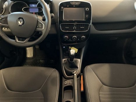 Renault Clio - 90PK TCe Limited NAVI LM VELGEN EERSTE EIGENAAR PARKEERSENSOR TEL USB - 1