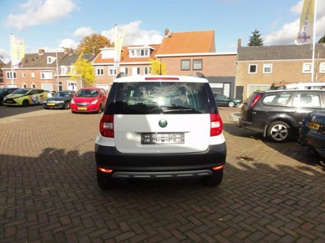 Skoda Yeti - 1.2 TSI Elegance AUTOMAAT - 1