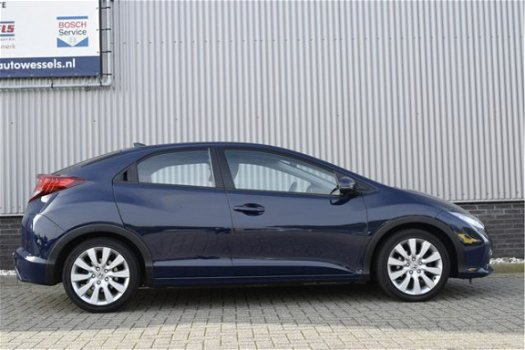 Honda Civic - 1.4 Comfort cruise control, PDC, trekhaak, stoelverwarming, climate control - 1