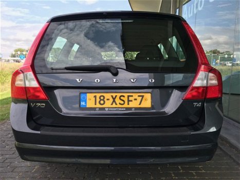 Volvo V70 - T4 180 pk Limited Edition Automaat Meesturende xenon Verwarmbare voorstoelen - 1