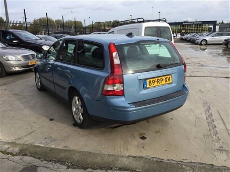 Volvo V50 - 2.0D Kinetic - 1