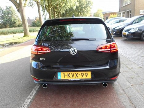 Volkswagen Golf - 2.0 GTI 230pk 5D Performance NAP - 1