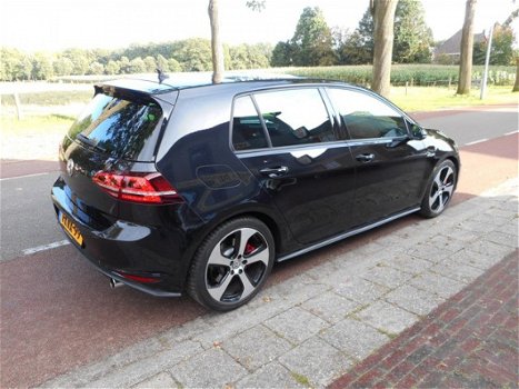 Volkswagen Golf - 2.0 GTI 230pk 5D Performance NAP - 1