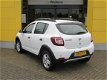 Dacia Sandero - TCe 90PK STEPWAY LAUREATE Navi/Parkeerhulp/Bluetooth - 1 - Thumbnail