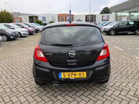 Opel Corsa - 1.2 Twinport S&S 85pk 5d BlitZ met navigatie - 1