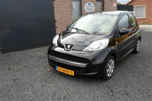 Peugeot 107 - 1.0-12V XS - 1