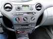 Toyota Yaris - 1.0-16V el.ramen/CV/5-drs (APK 5-2020) - 1 - Thumbnail