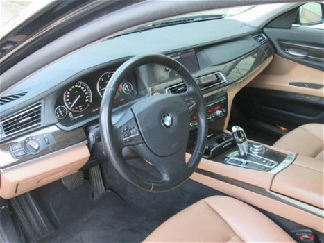 BMW 7-serie - - 730d Executive Automaat Navi Leer Xenon BJ 2011 - 1