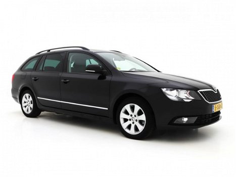 Skoda Superb Combi - 1.6 TDI Active Business *NAVI+PDC+ECC+CRUISE - 1