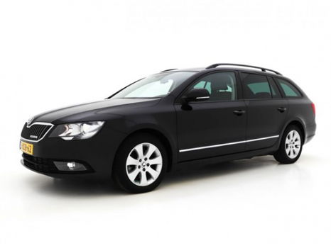 Skoda Superb Combi - 1.6 TDI Active Business *NAVI+PDC+ECC+CRUISE - 1