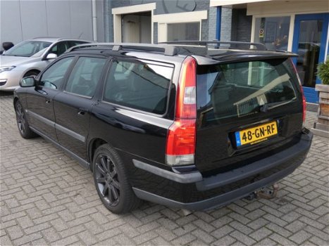 Volvo V70 - 2.4 Comfort Line - 1