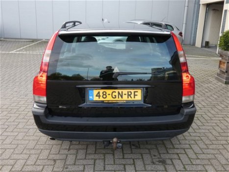 Volvo V70 - 2.4 Comfort Line - 1