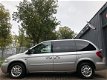 Chrysler Voyager - 2.8 CRD SE Luxe Automaat, 7-P, Leder - 1 - Thumbnail