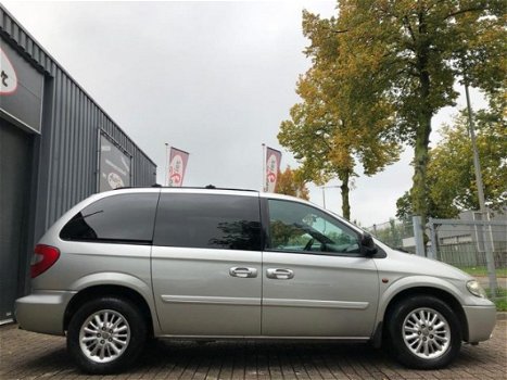 Chrysler Voyager - 2.8 CRD SE Luxe Automaat, 7-P, Leder - 1