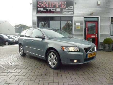 Volvo V50 - 2.5 T5 AWD Kinetic -230 PK-CLIMA-TREKHAAK-LMV - 1