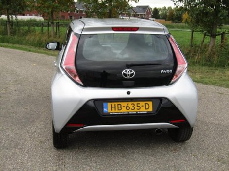 Toyota Aygo - 1.0 VVT-i x-play , rijk uitgerust, 5 drs, origineel NL en NAP - 1