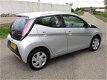 Toyota Aygo - 1.0 VVT-i x-play , rijk uitgerust, 5 drs, origineel NL en NAP - 1 - Thumbnail