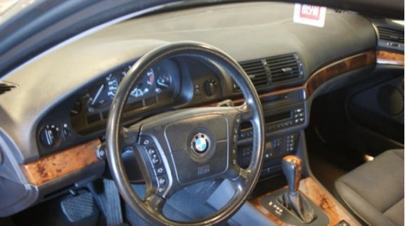 BMW 5-serie - 520i Executive Automaat*Orig NL*Youngtimer*Weinig KM NAP - 1
