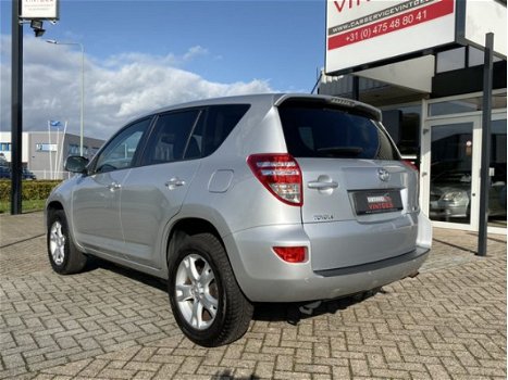 Toyota RAV4 - 2.0 VVTi Dynamic Trekhaak, Clima, Automaat, L/m velgen - 1