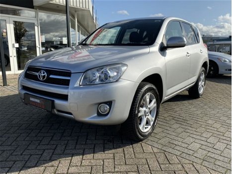 Toyota RAV4 - 2.0 VVTi Dynamic Trekhaak, Clima, Automaat, L/m velgen - 1