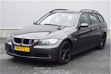 BMW 3-serie Touring - 320i |Automaat|Cruise|Trekhaak|Elek pakket|