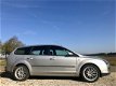 Ford Focus Wagon - 2.0-16V Rally Ed., BJ 2006, Nieuw Model, APK Okt 2020 - 1 - Thumbnail