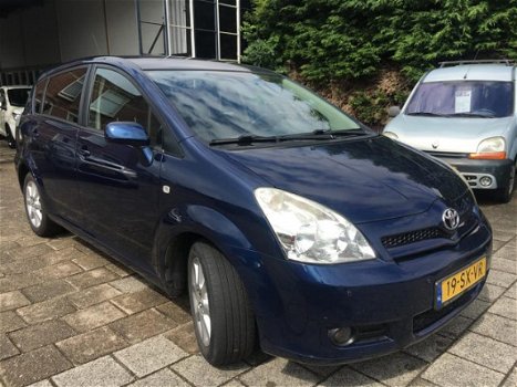 Toyota Verso - 1.8 VVT-i Dynamic Airco, Trekhaak, NAP, Nieuwe APK - 1