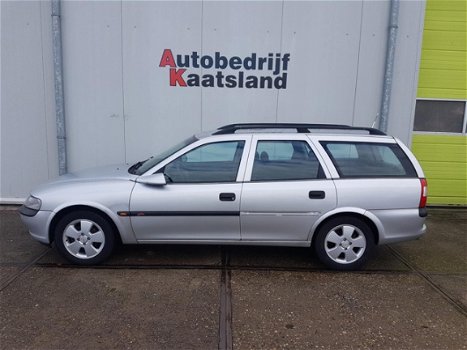 Opel Vectra Wagon - 1.6i-16V GL - 1