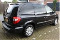 Chrysler Voyager - 2.4i Business Edition * 7 persoons auto - 1 - Thumbnail