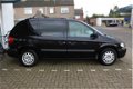 Chrysler Voyager - 2.4i Business Edition * 7 persoons auto - 1 - Thumbnail