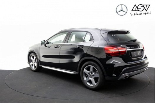 Mercedes-Benz GLA-Klasse - 180 Business Solution AMG Keyless-Go, Stoelverwarming, LED-koplampen, Ach - 1