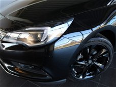 Opel Astra - 1.4 Turbo 150 pk Black Edition
